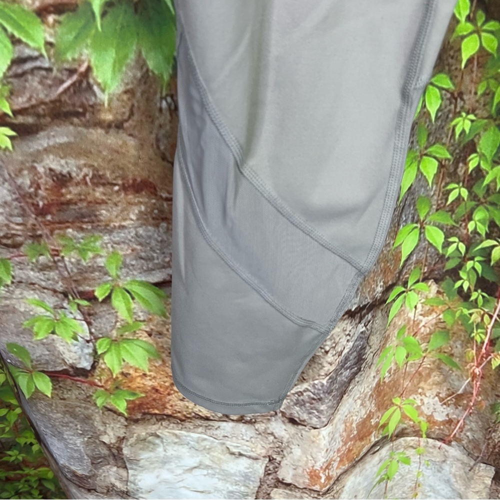 ATHLETA Gray Athleisure Yoga Wide-Band Waist Leggings, L - Picture 5 of 9